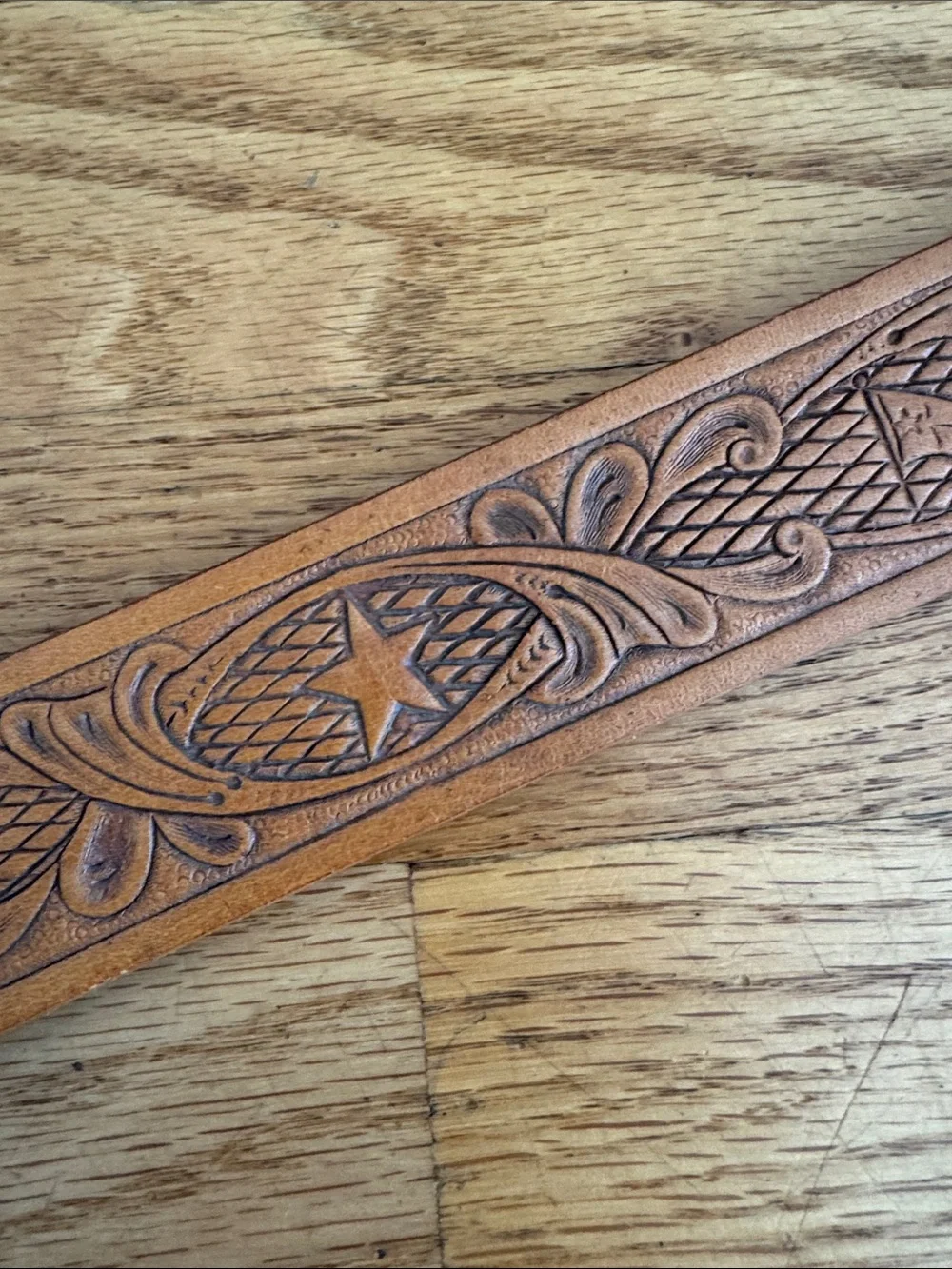 Texas theme Brown Leather Belt - Decorative Western Design - Star, Alamo